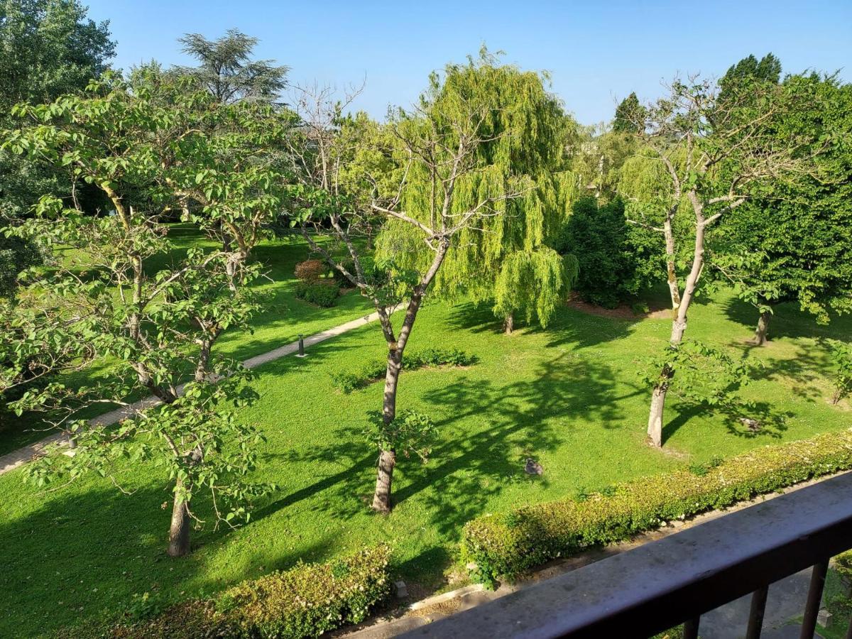 Les Jardins D'Atilly Villecresnes Exterior photo